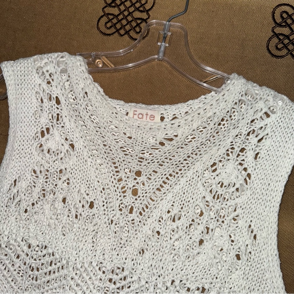 FATE Women'S White Scallop Edge Open Knit Sweater Tank Top Size M - Picture 10 of 17